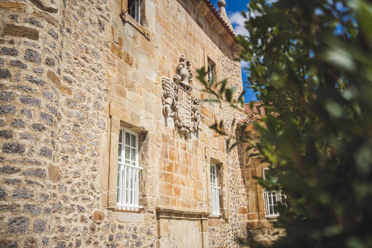 Palacio De Los Acevedo Hotel Hoznayo Buitenkant foto